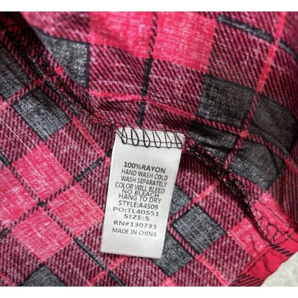 Umgee Womens Blouse Sz S Red Plaid Embroidered Floral Boho Cabin Long Sleeve - Picture 5 of 6